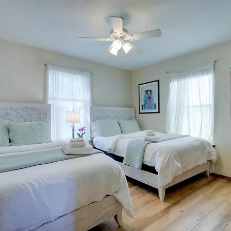 Holiday home Adventurers' Oasis - 3 Mi South Of Dtwn Santa Fe! *