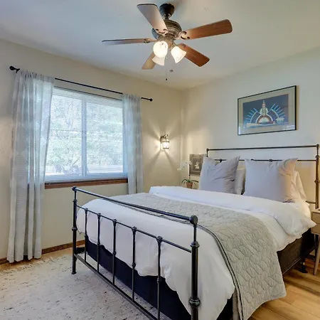 Adventurers' Oasis - 3 Mi South Of Dtwn Santa Fe! Holiday home Santa Fe